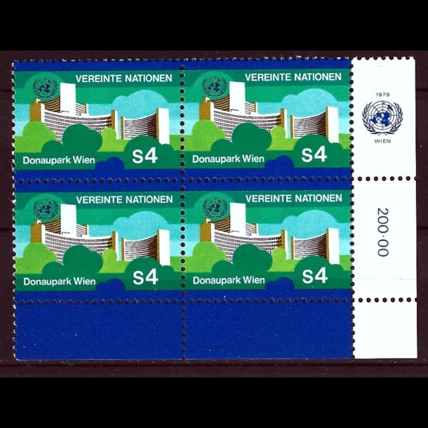 FORENEDE NATIONER POSTFRISK 4-BLOK - 167