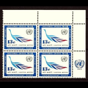 FORENEDE NATIONER POSTFRISK 4-BLOK - 220