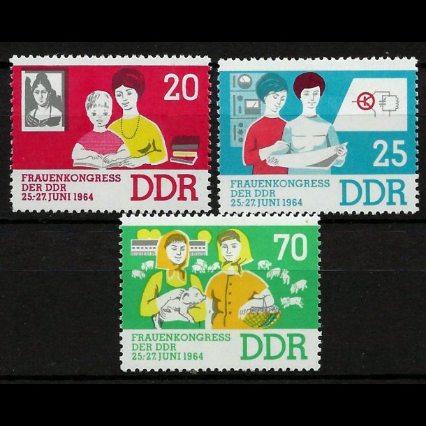 DDR AFA 823-825